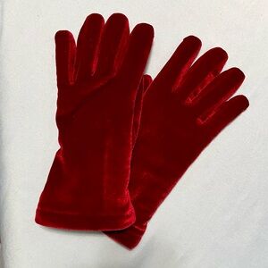 Elegant Red Velvet Gloves